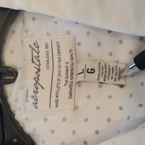 Aeropostale White Short Sleeved Big Button Cotton Jacket, Size Large - Picture 4 of 5